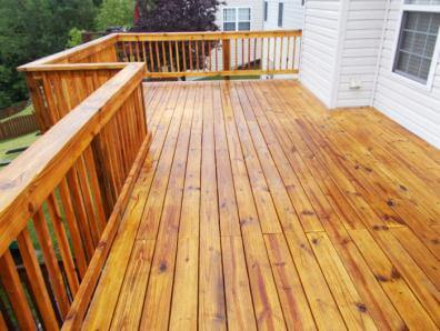 Deck Cleaning and Sealing in Barrington Illinois